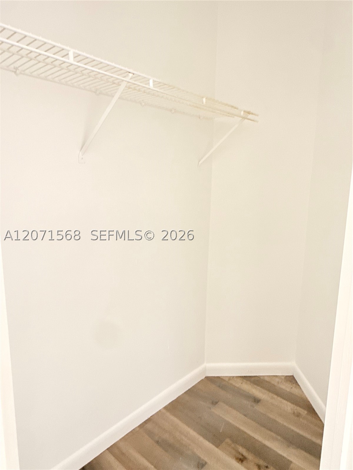 210 Lake Pointe Dr 210 Property Photo 14