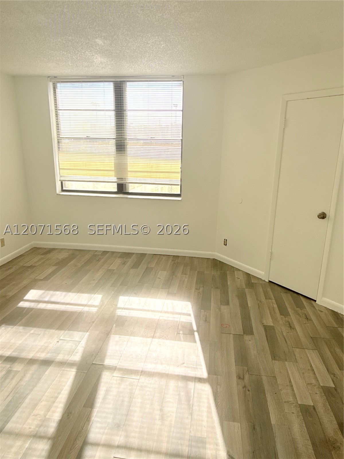 210 Lake Pointe Dr 210 Property Photo 15