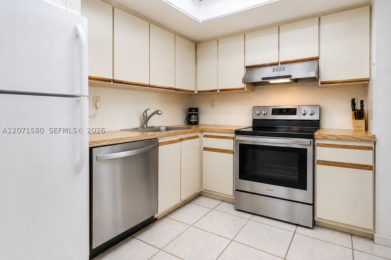 1775 Washington Ave 5d Property Photo 8