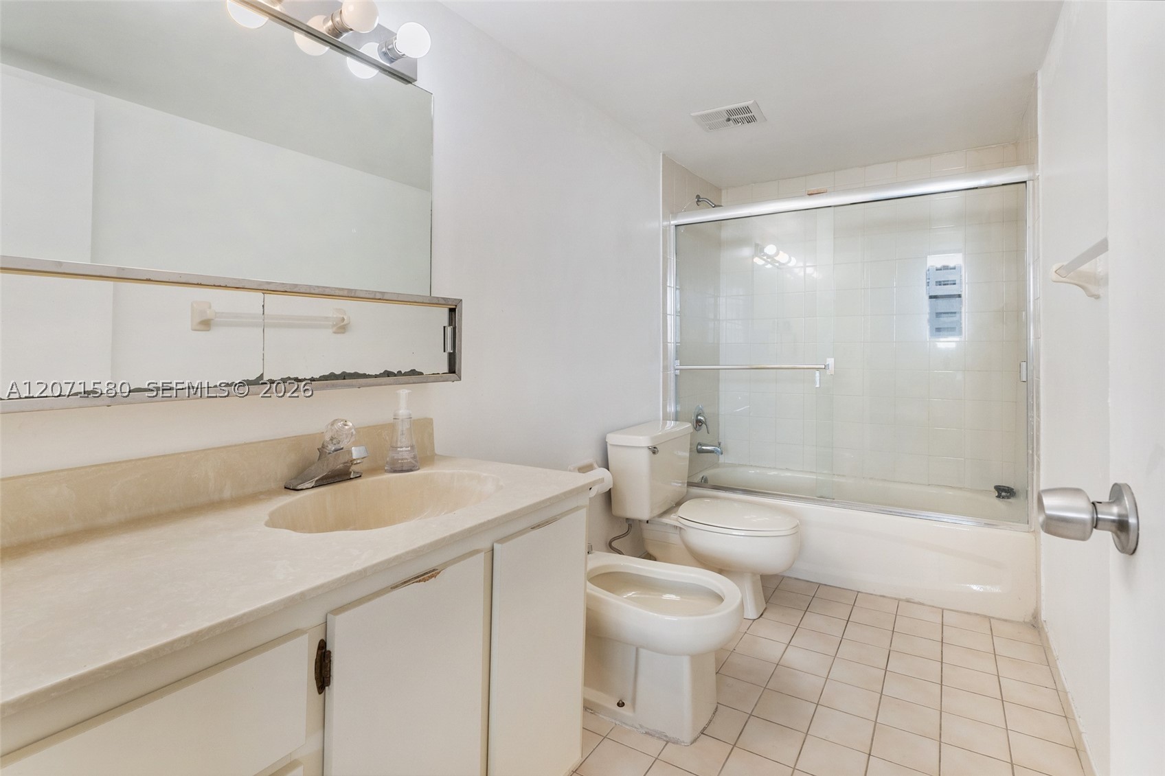 1775 Washington Ave 5d Property Photo 13