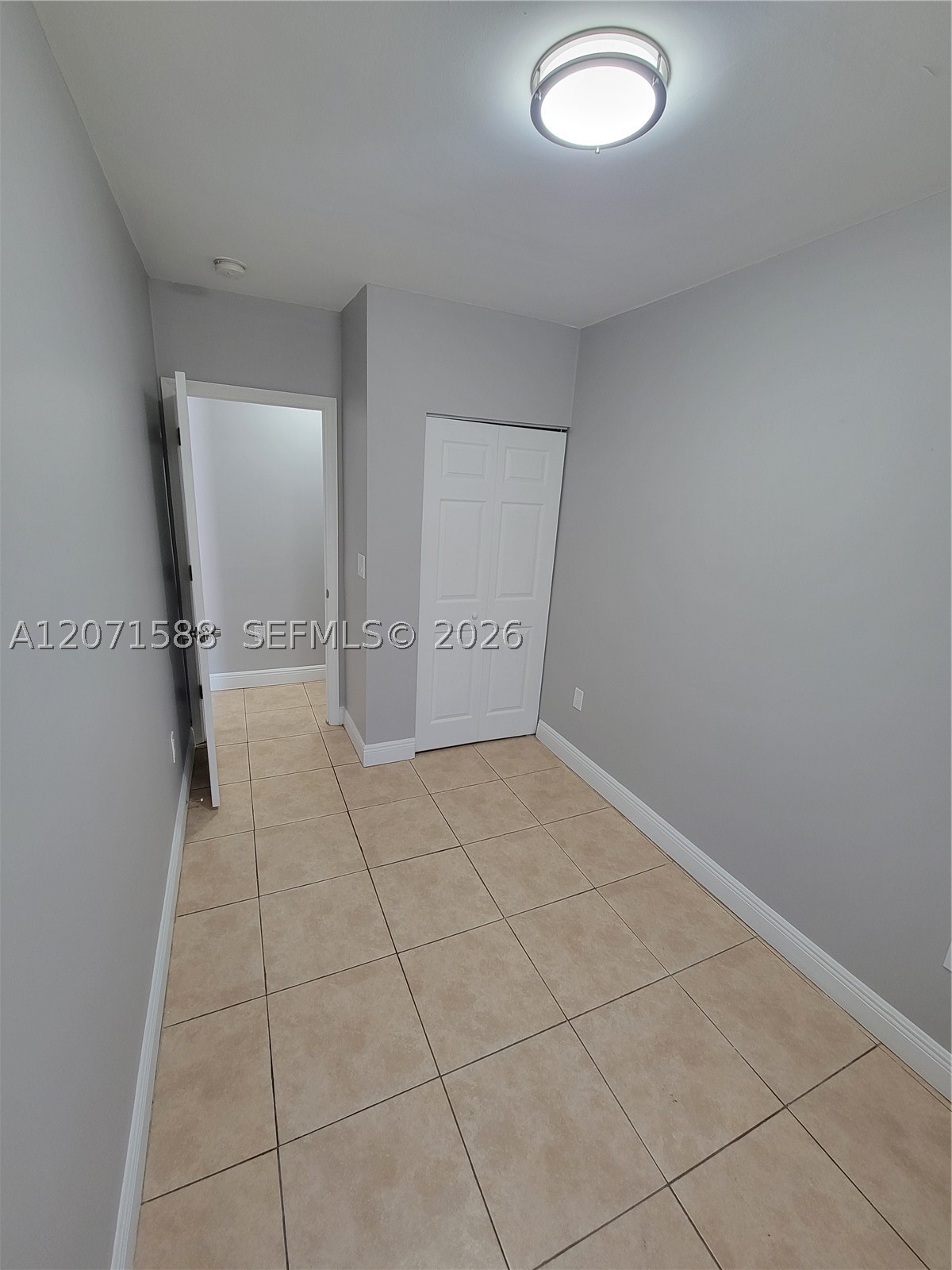 1740 Nw 1st Pl 3 Property Photo 7
