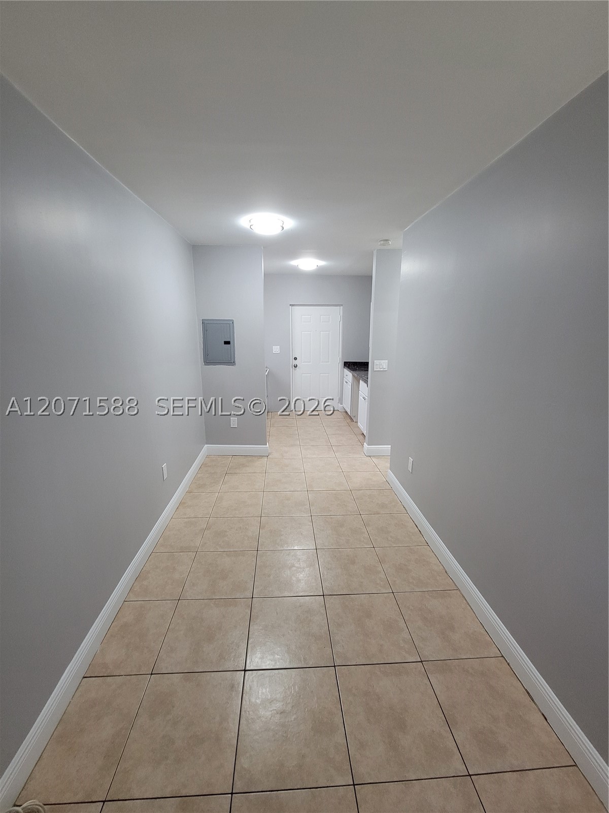 1740 Nw 1st Pl 3 Property Photo 10