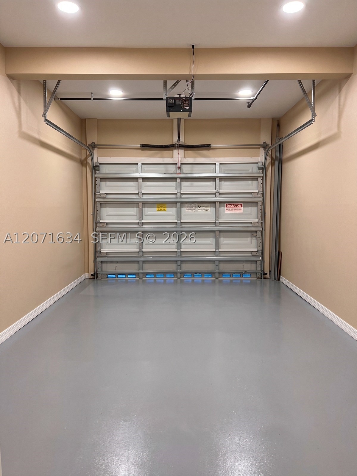 6498 W Sample Rd 6498 Property Photo 21