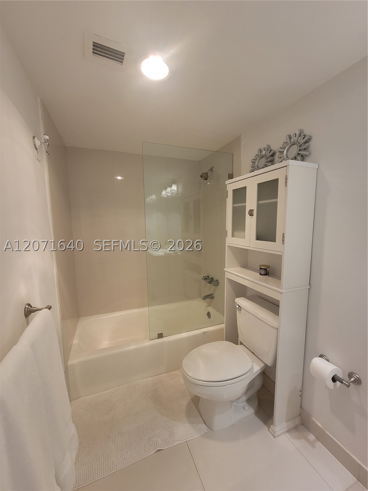 19380 Collins Ave Ph21 Property Photo 10