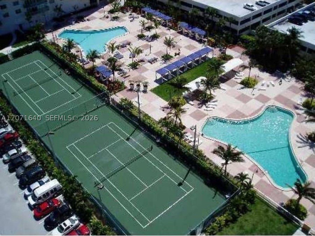 19380 Collins Ave Ph21 Property Photo 20