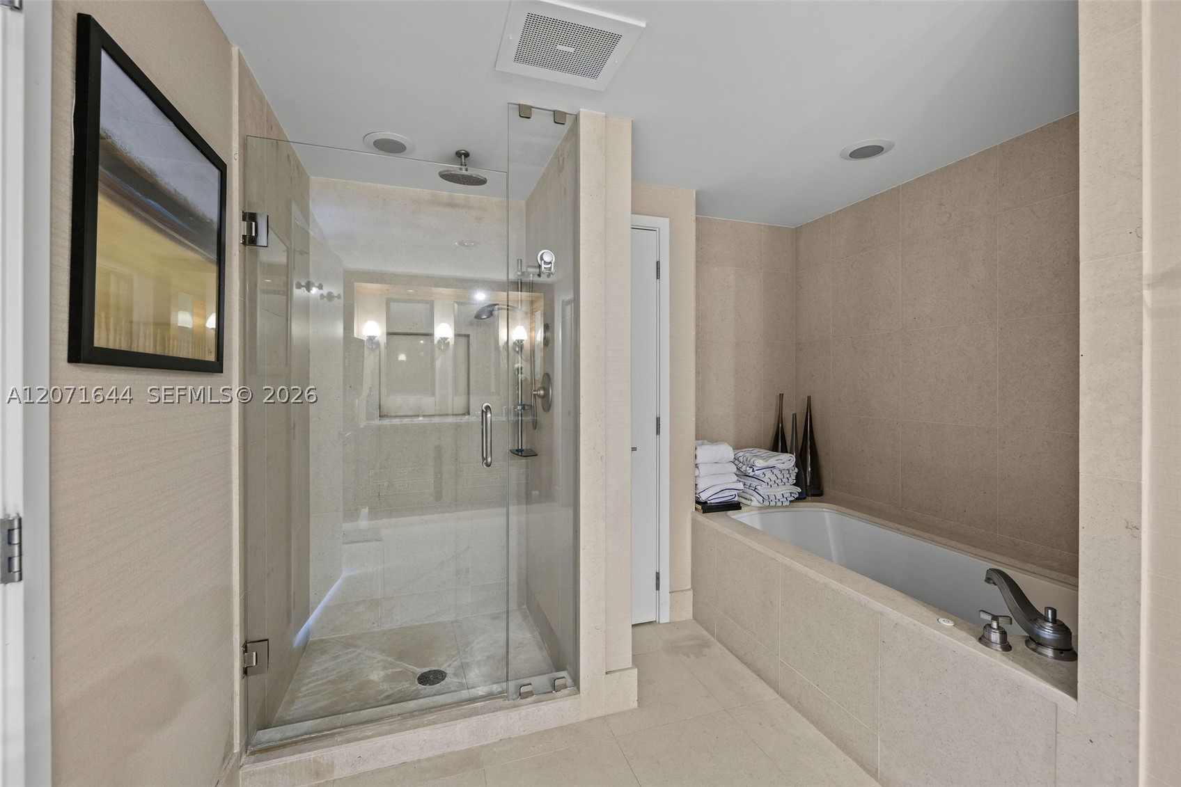 6899 Collins Ave 2708 Property Photo 16