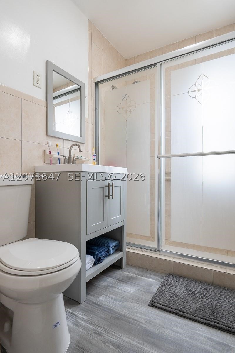 307 N 28th Ave - Property Photo 7