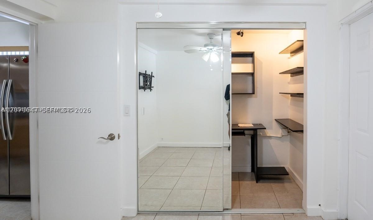 307 N 28th Ave - Property Photo 8