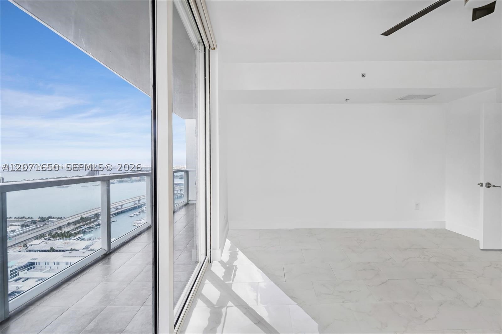 244 Biscayne Blvd 3704 Property Photo 15