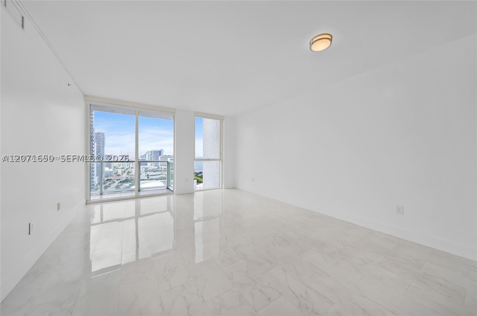 244 Biscayne Blvd 3704 Property Photo 21