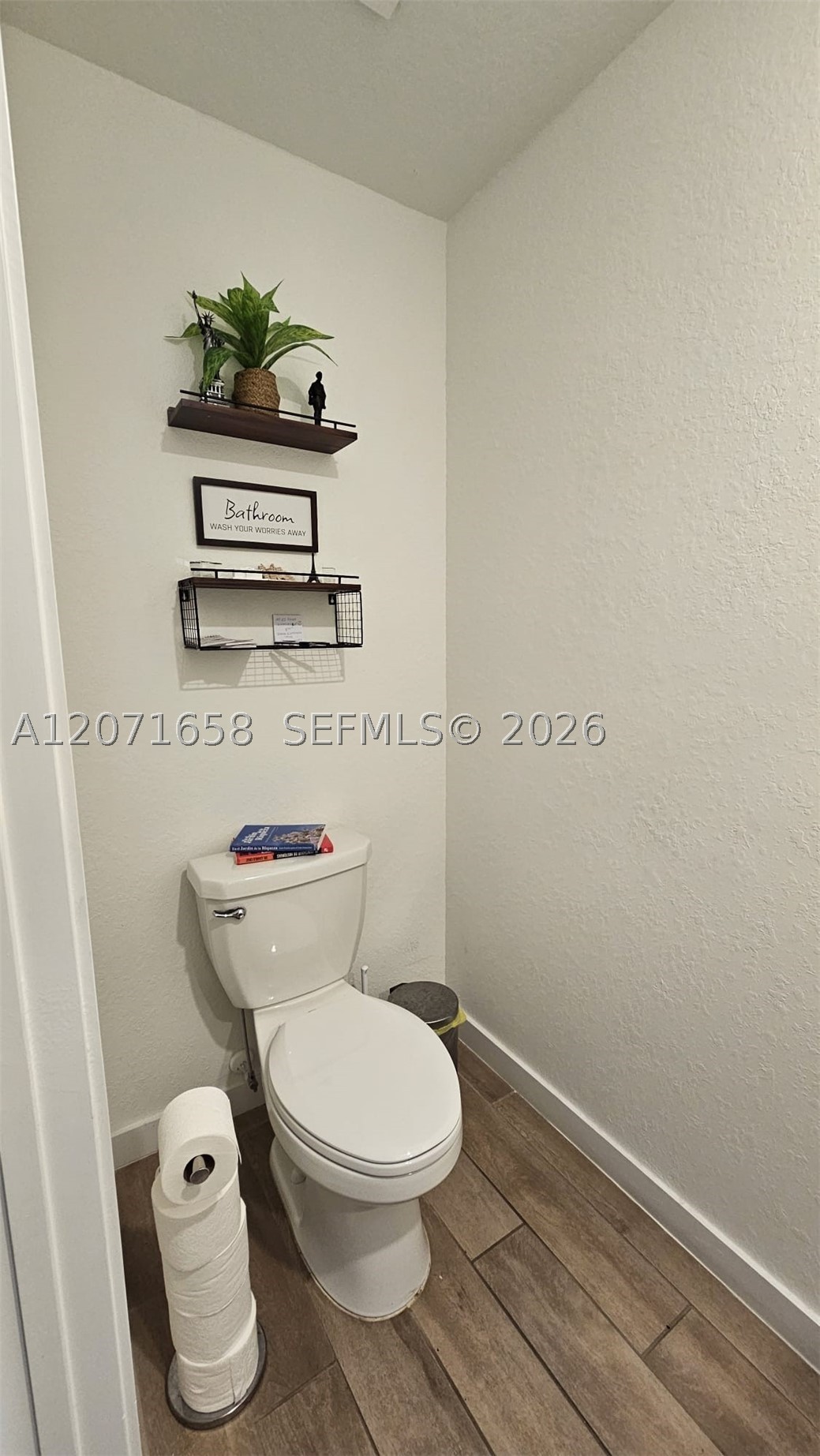 1677 Se 8th Ave Property Photo 17