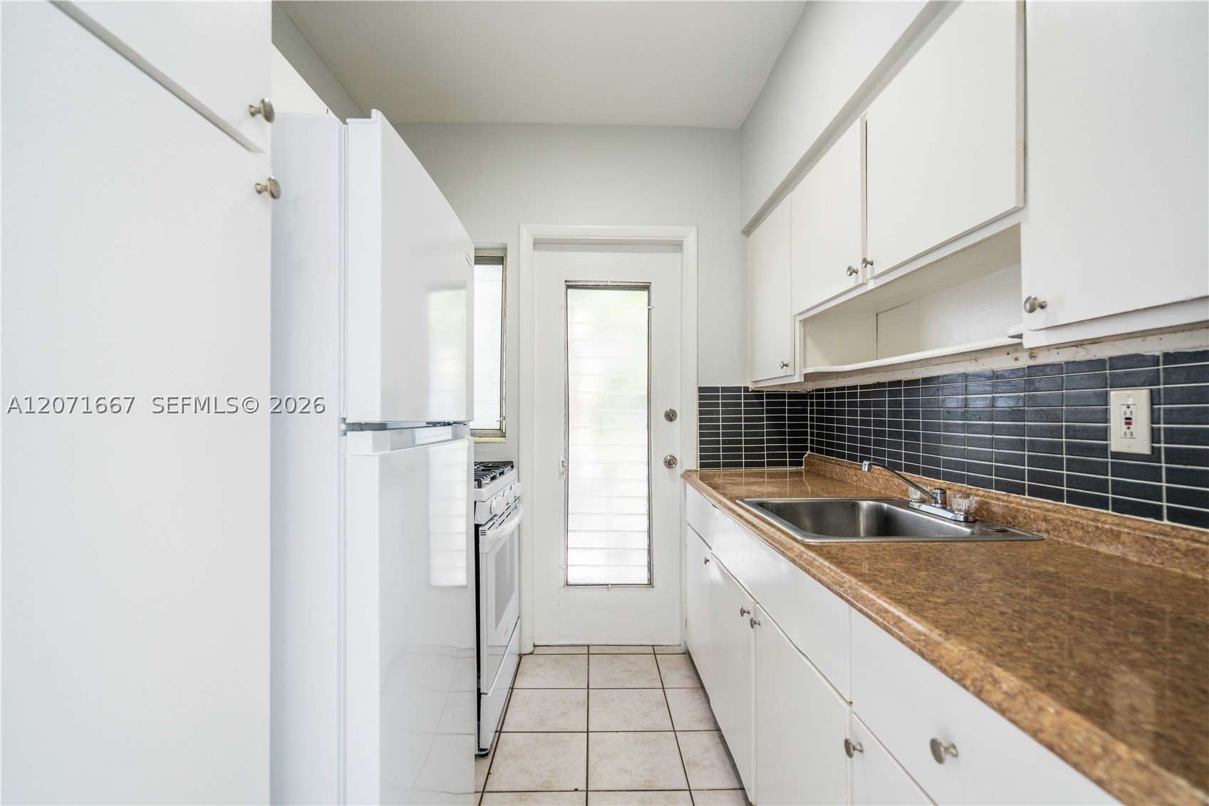 7640 Carlyle Ave 7a Property Photo 7