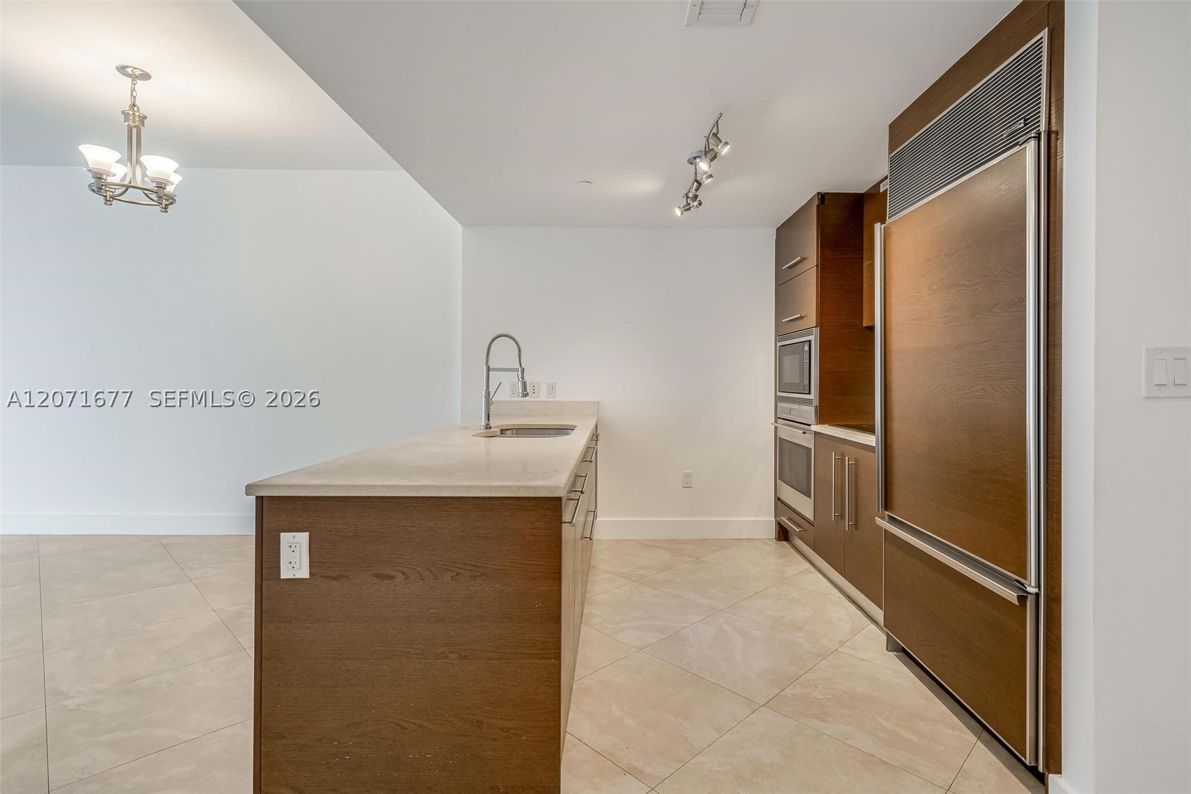 475 Brickell Ave 3811 Property Photo 7