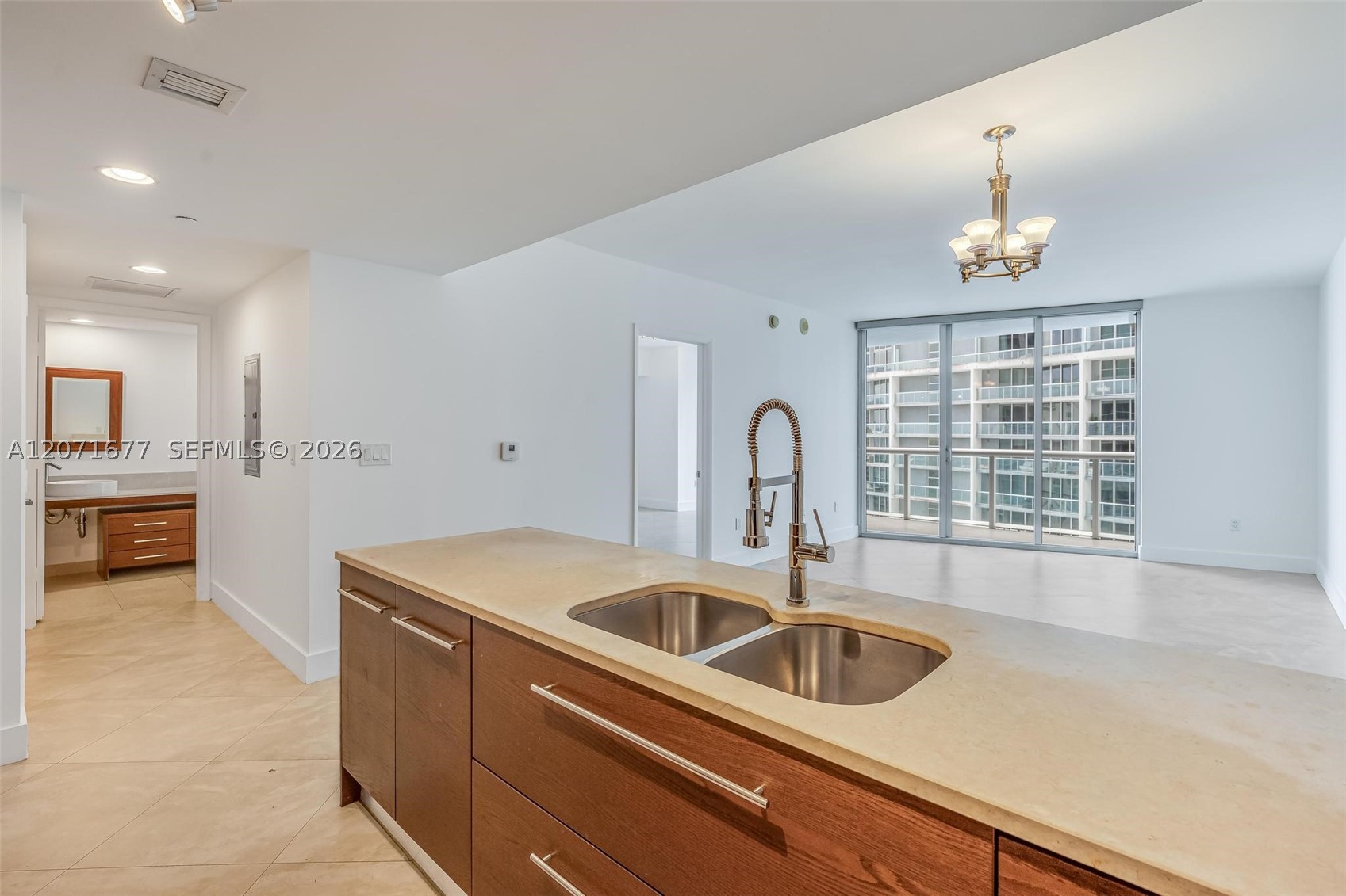 475 Brickell Ave 3811 Property Photo 9