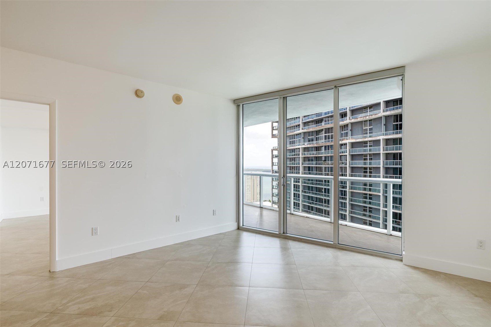 475 Brickell Ave 3811 Property Photo 12