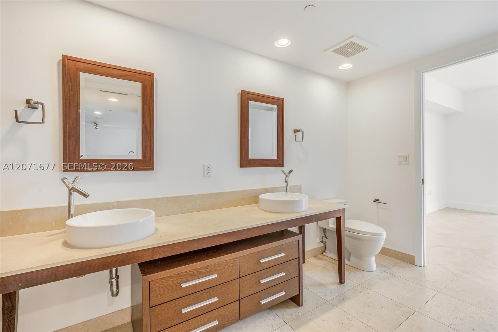 475 Brickell Ave 3811 Property Photo 14