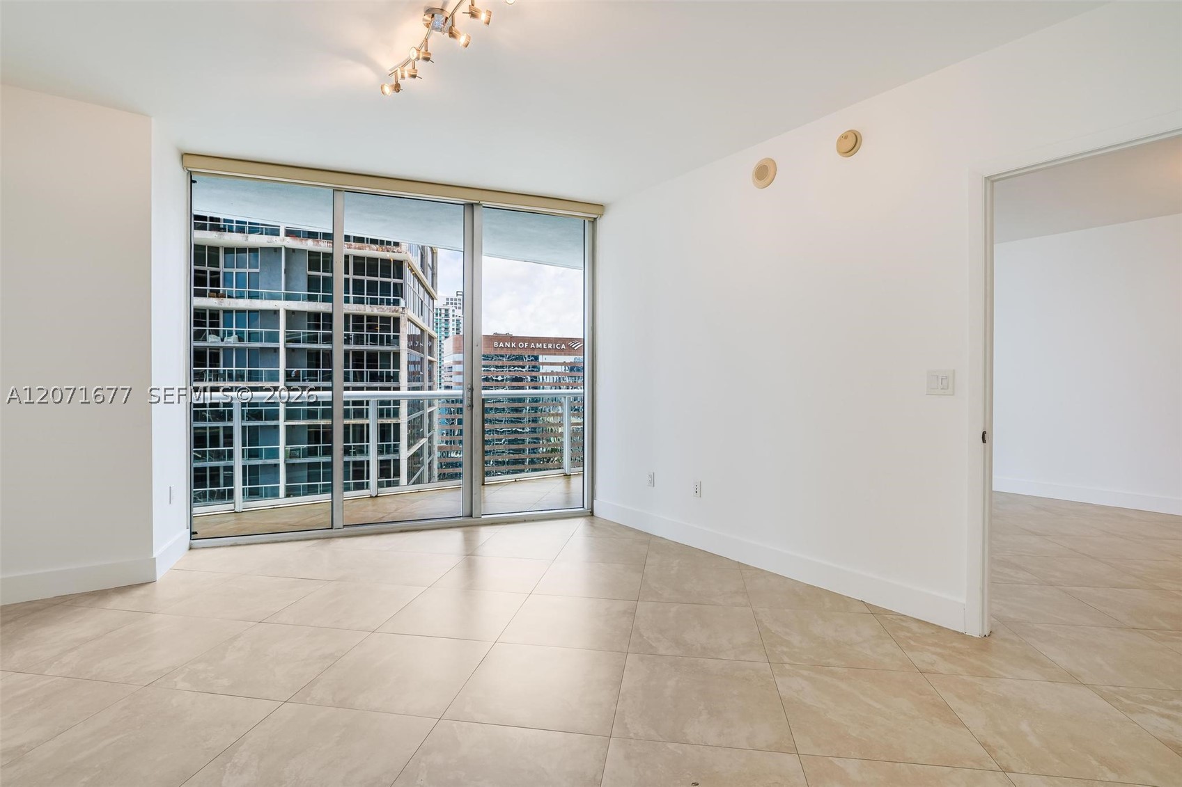 475 Brickell Ave 3811 Property Photo 16