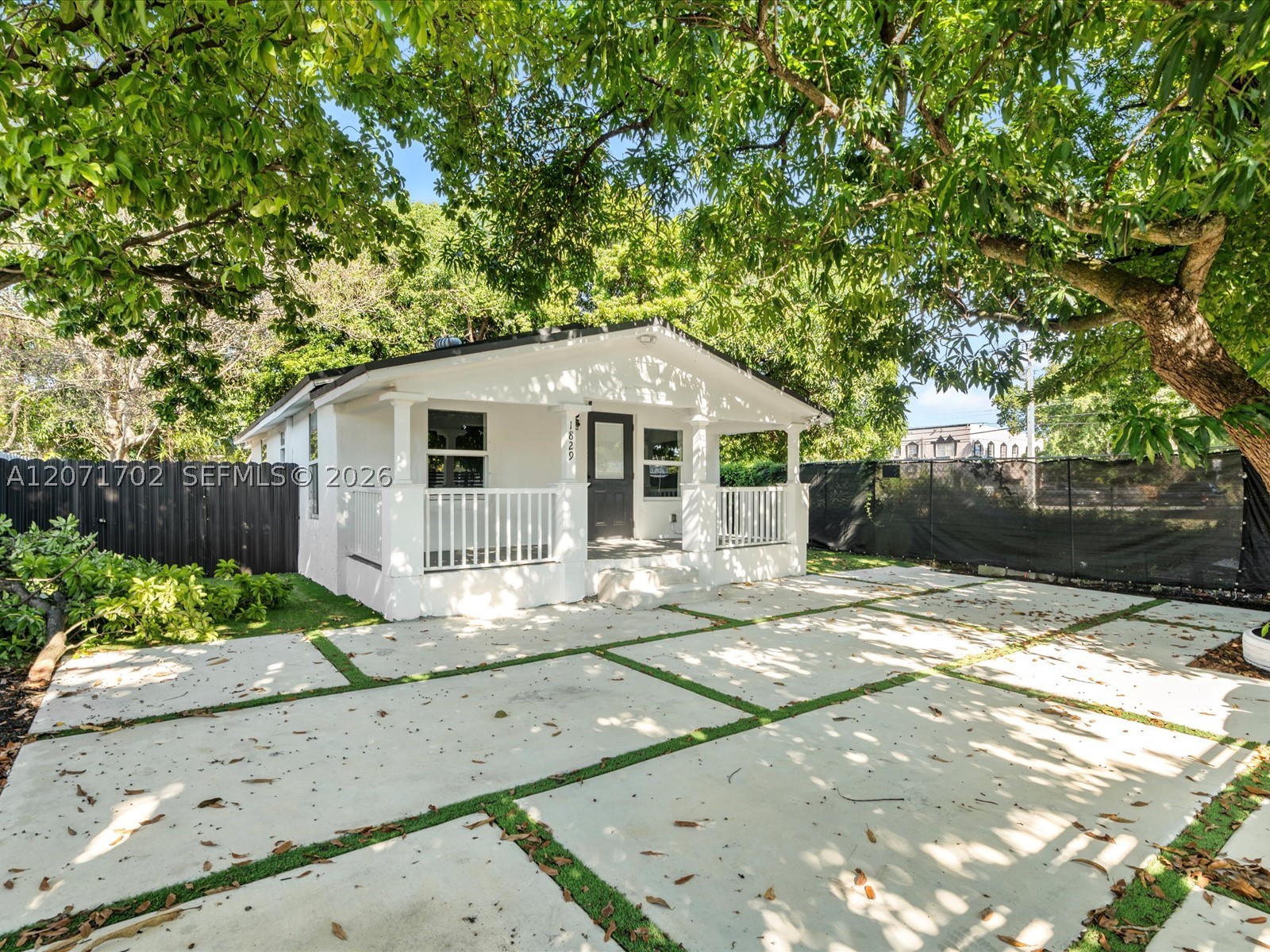 1829 Nw 62nd Ter Property Photo 4