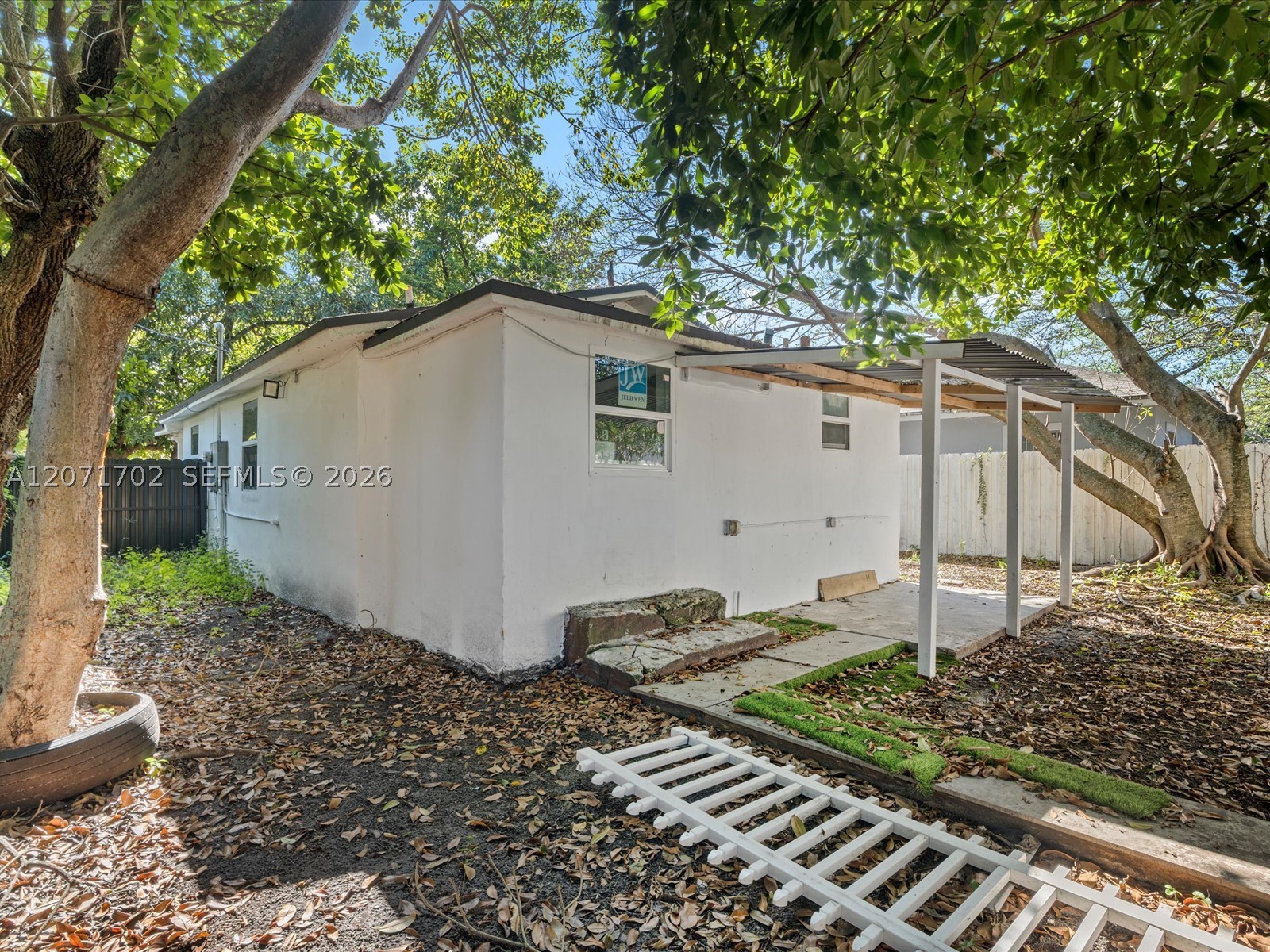 1829 Nw 62nd Ter Property Photo 8