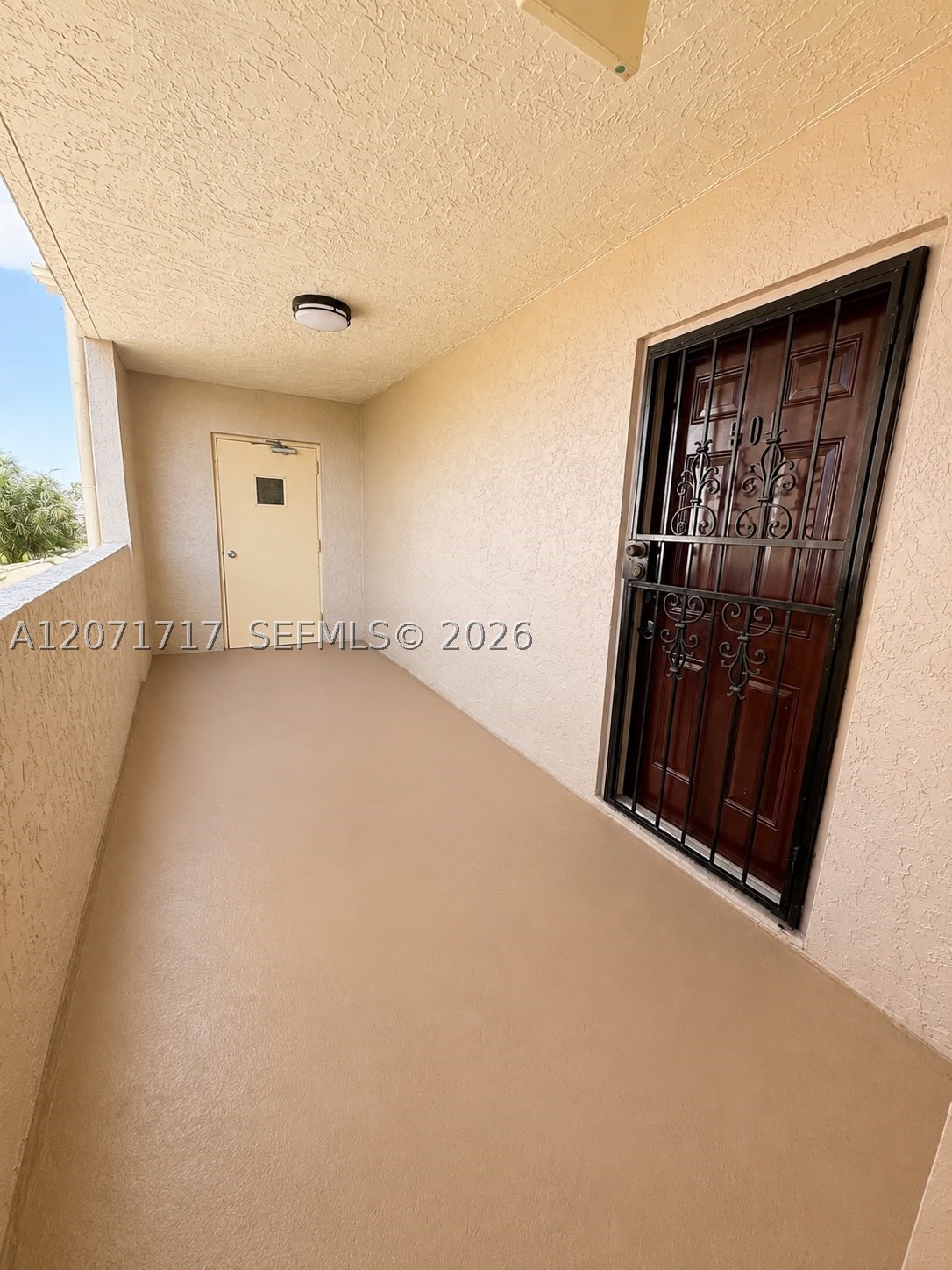 5199 Nw 7th St 501e Property Photo 16