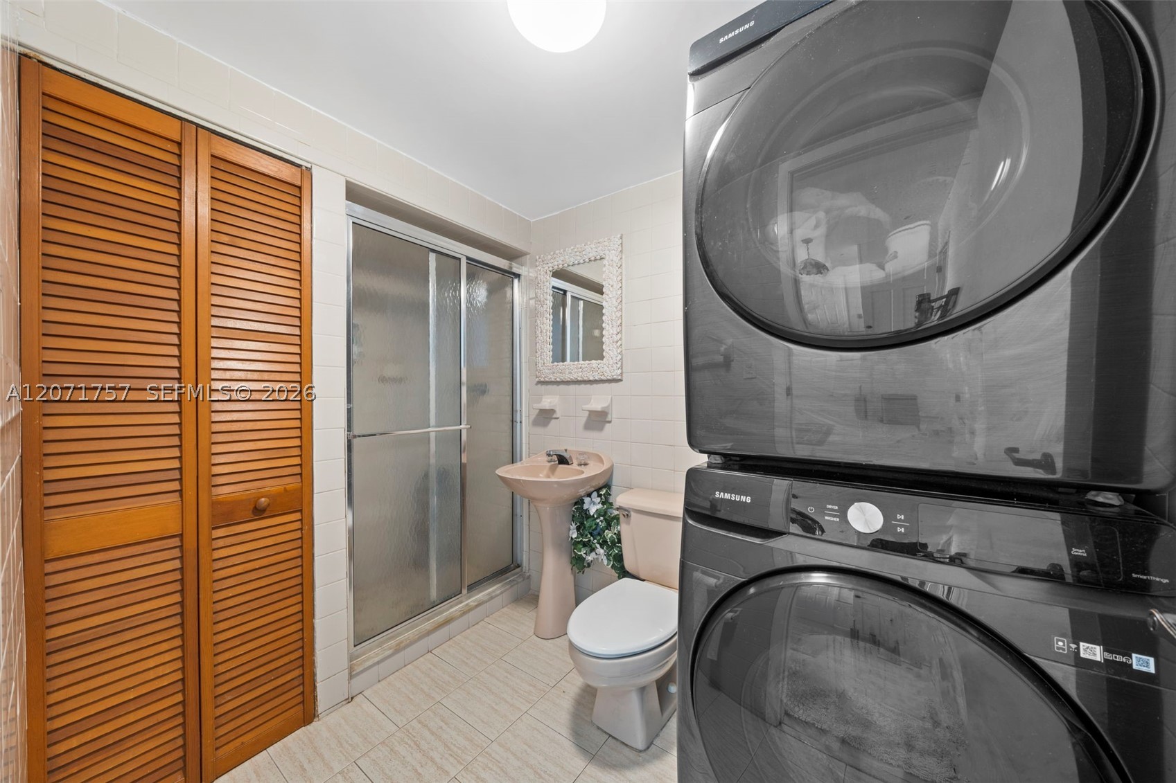 1935 Arthur St Property Photo 17