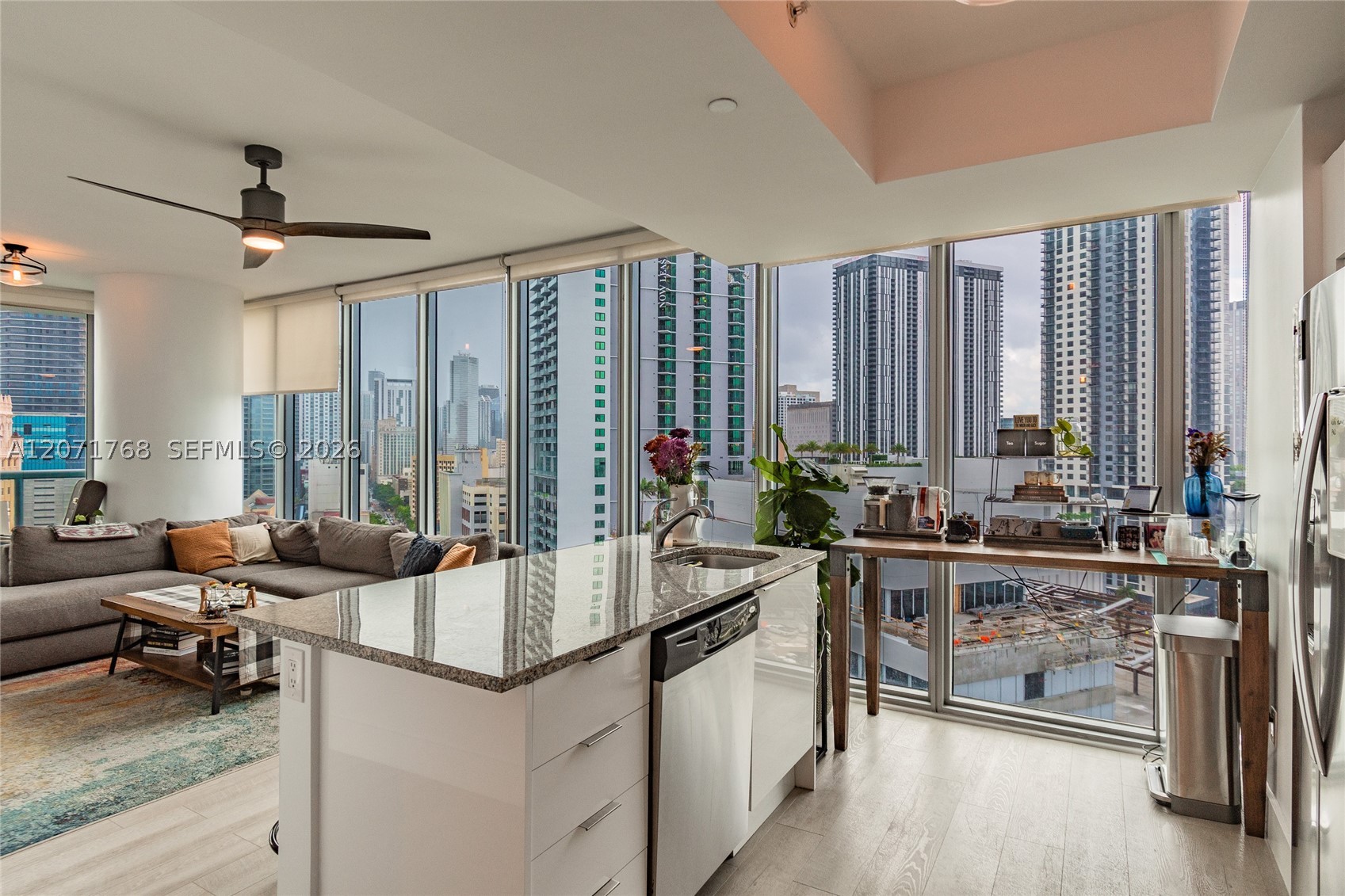 888 Biscayne Blvd 1601 Property Photo 3