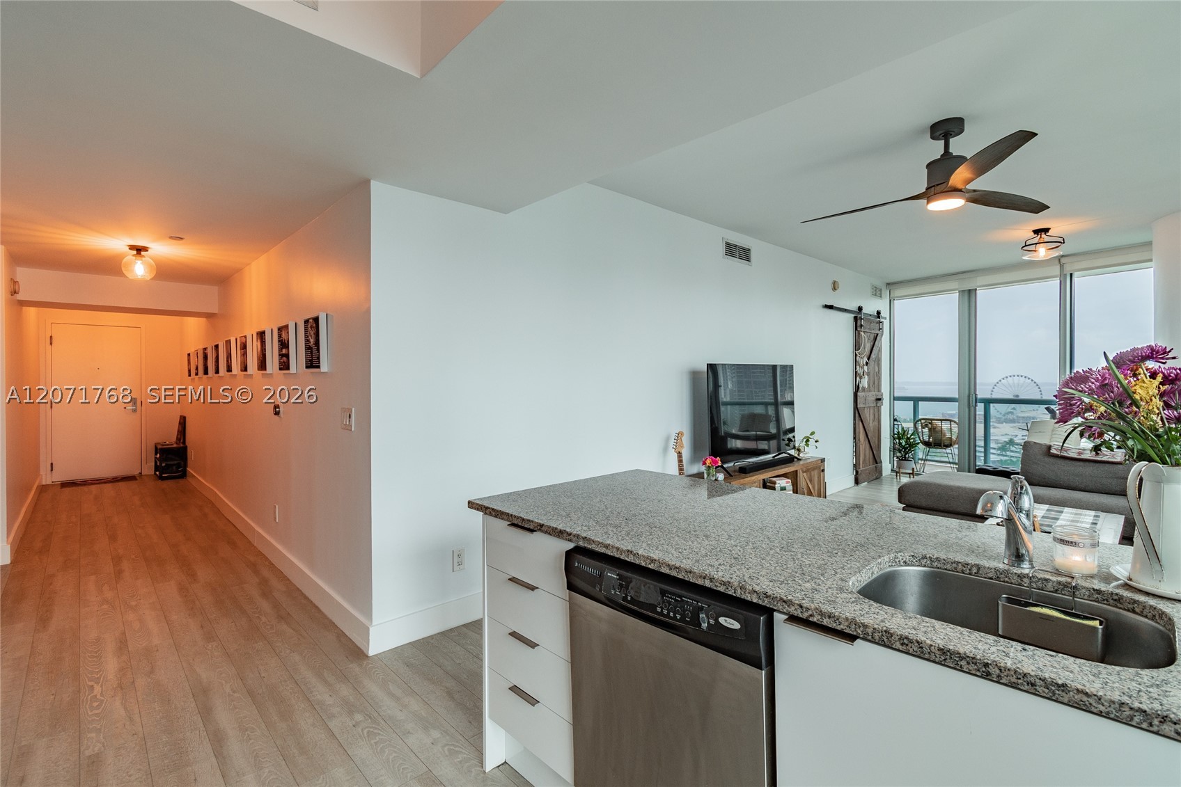 888 Biscayne Blvd 1601 Property Photo 6