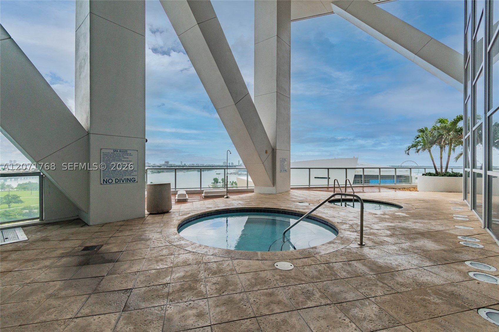 888 Biscayne Blvd 1601 Property Photo 34