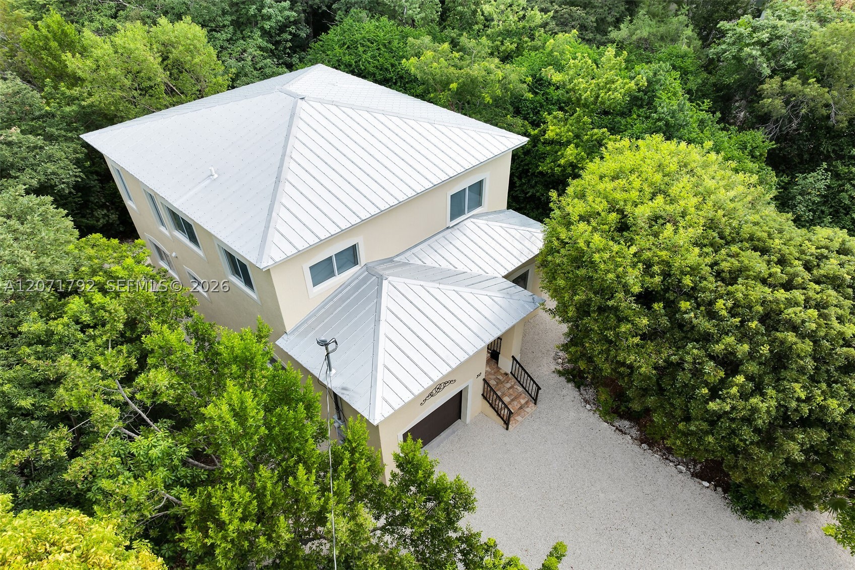 30 Seagate Blvd Property Photo 1