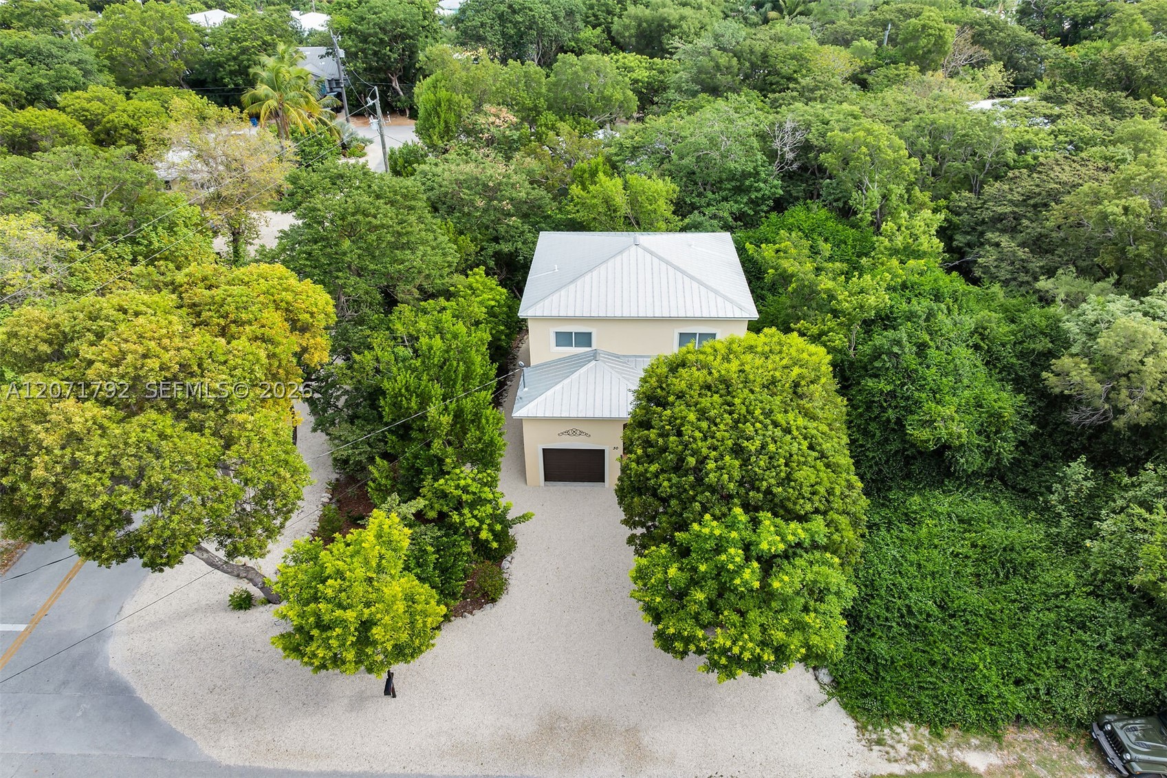 30 Seagate Blvd Property Photo 2