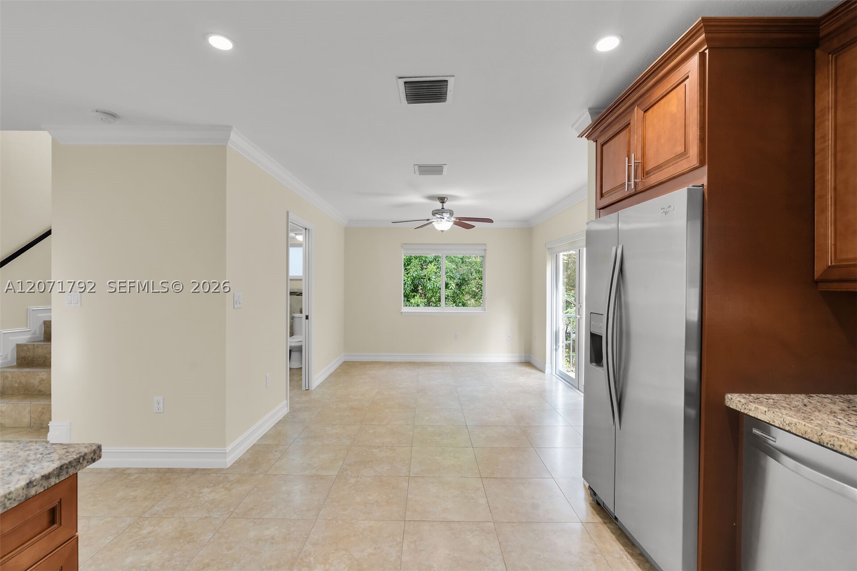 30 Seagate Blvd Property Photo 16