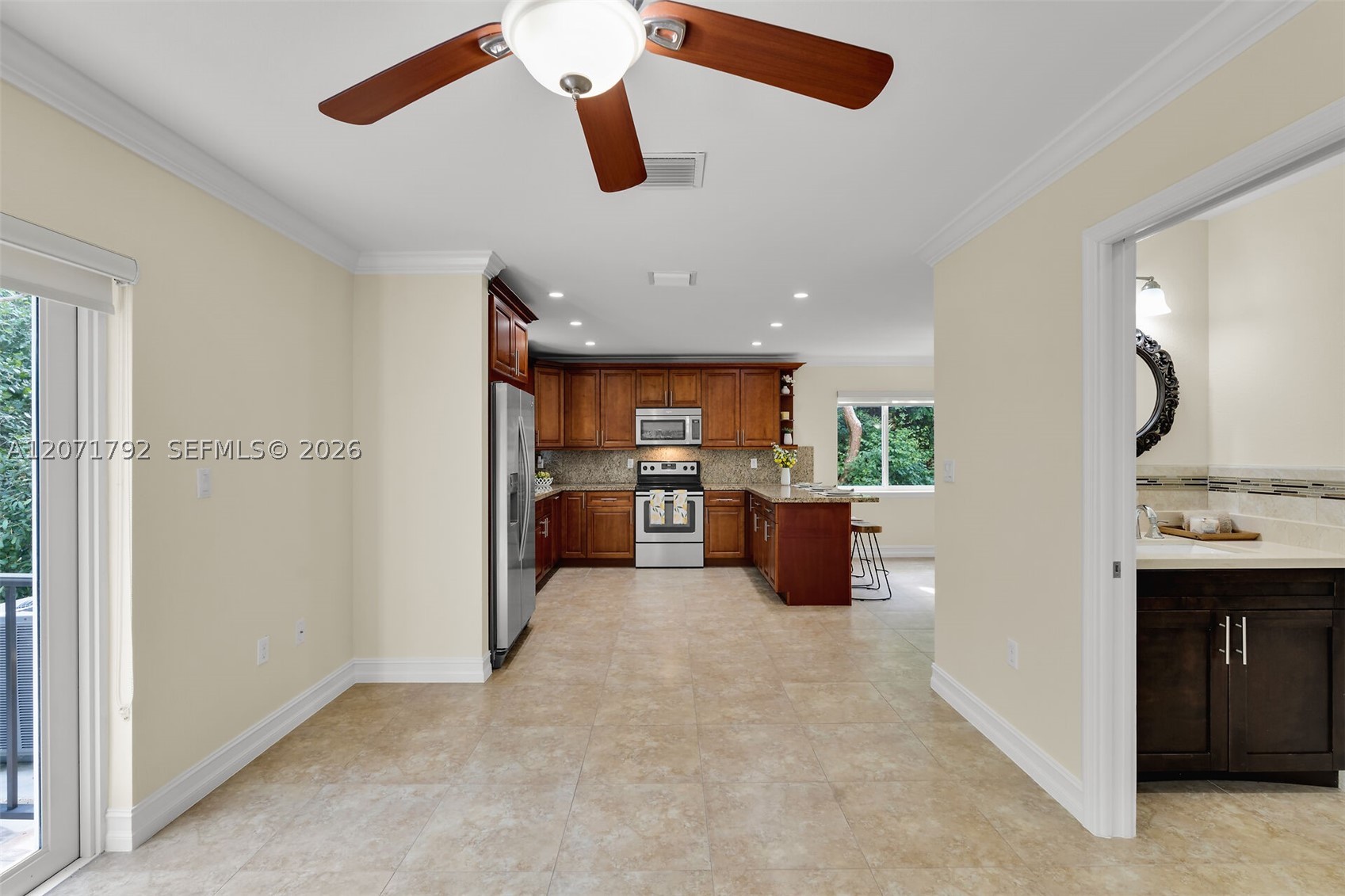 30 Seagate Blvd Property Photo 20