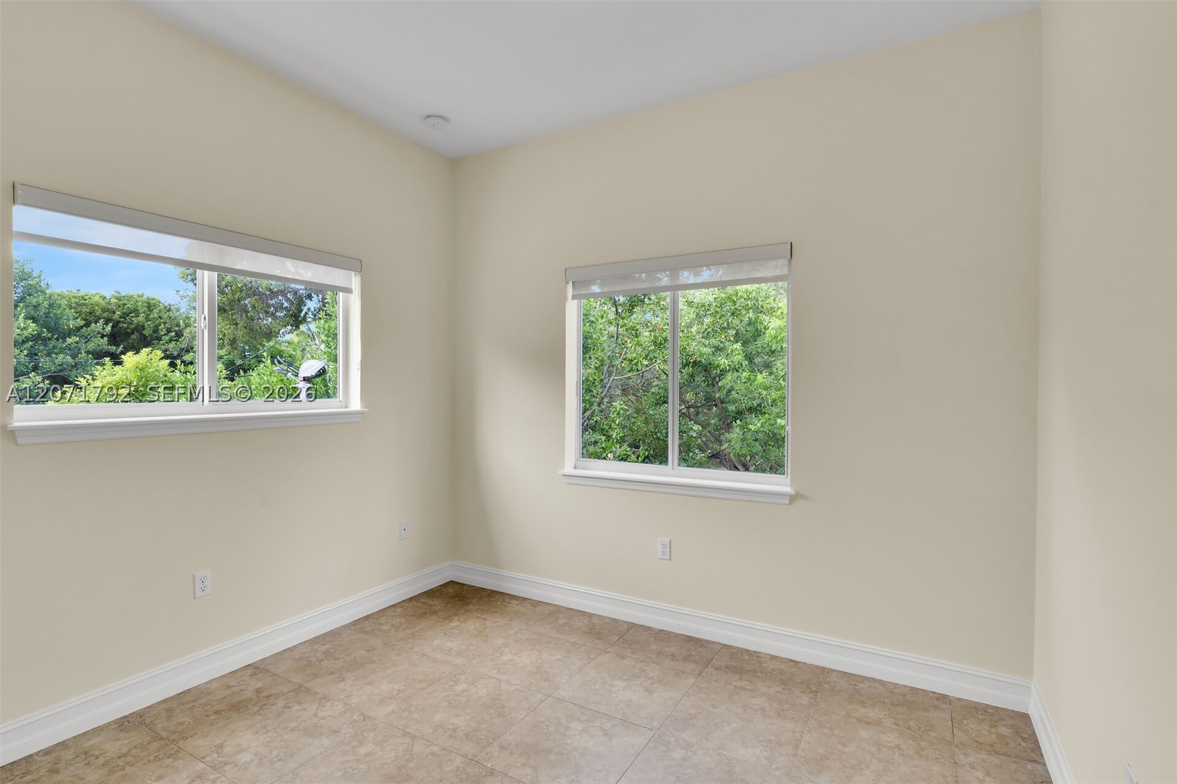 30 Seagate Blvd Property Photo 25
