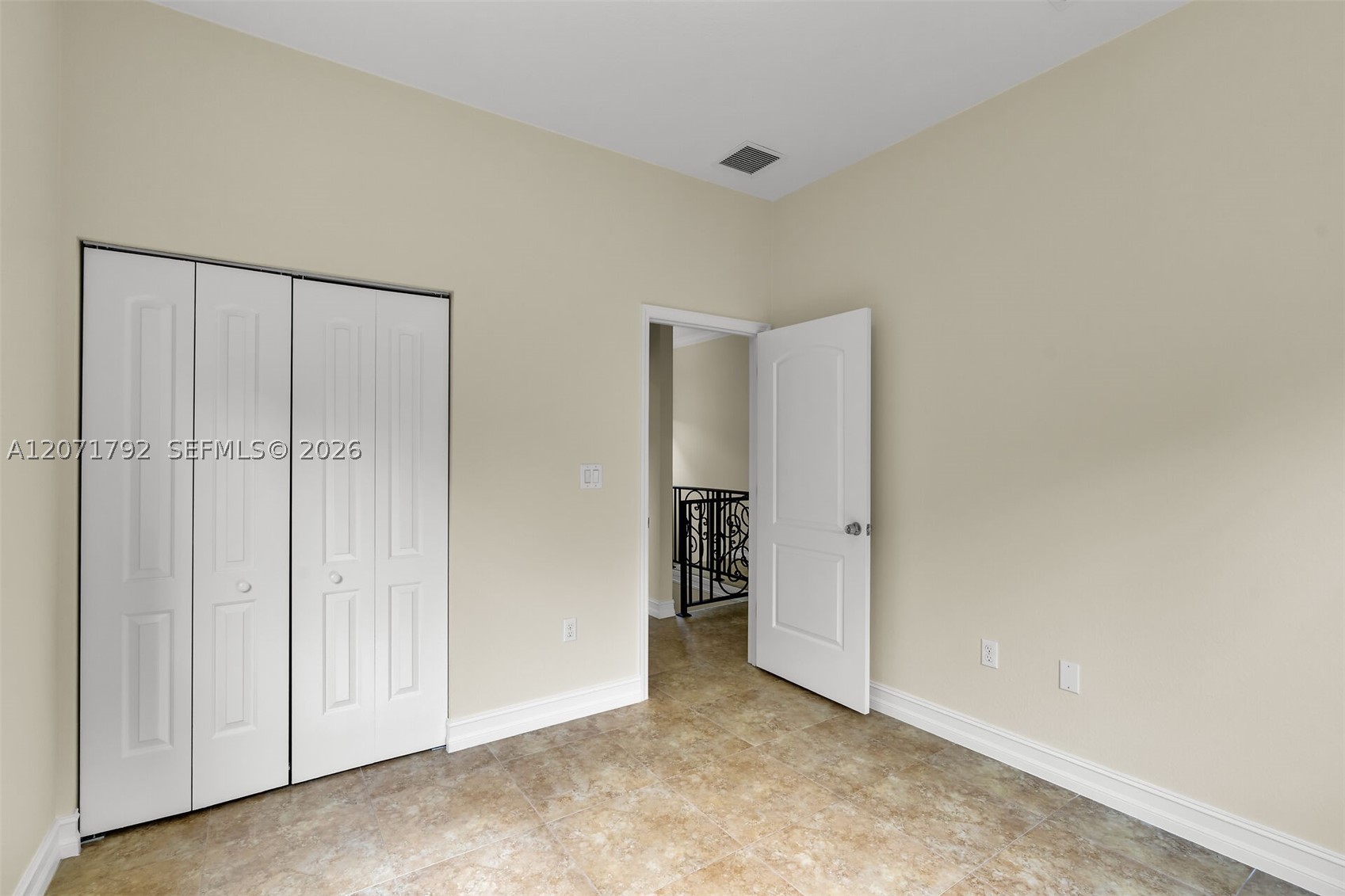 30 Seagate Blvd Property Photo 30