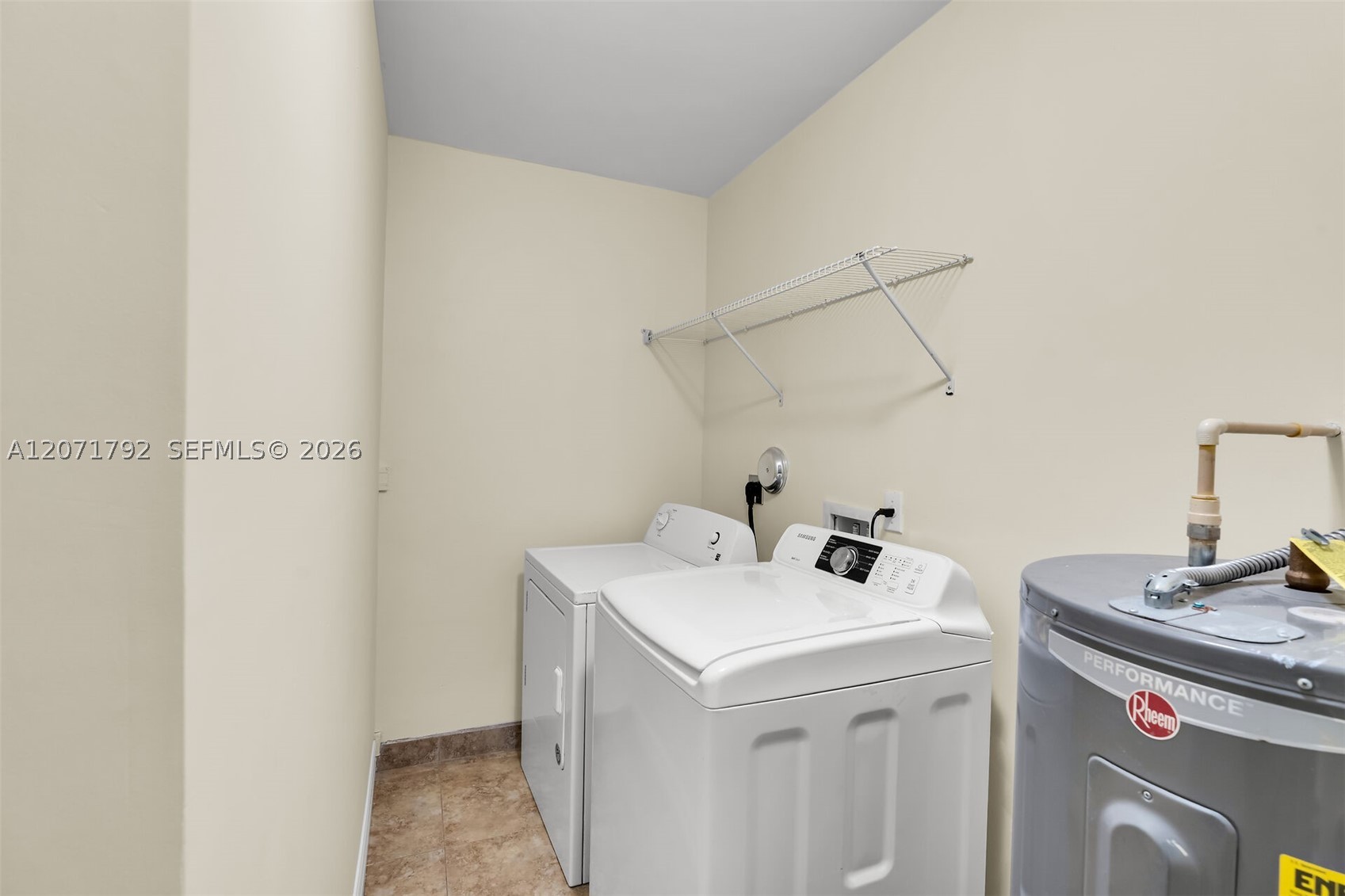 30 Seagate Blvd Property Photo 33