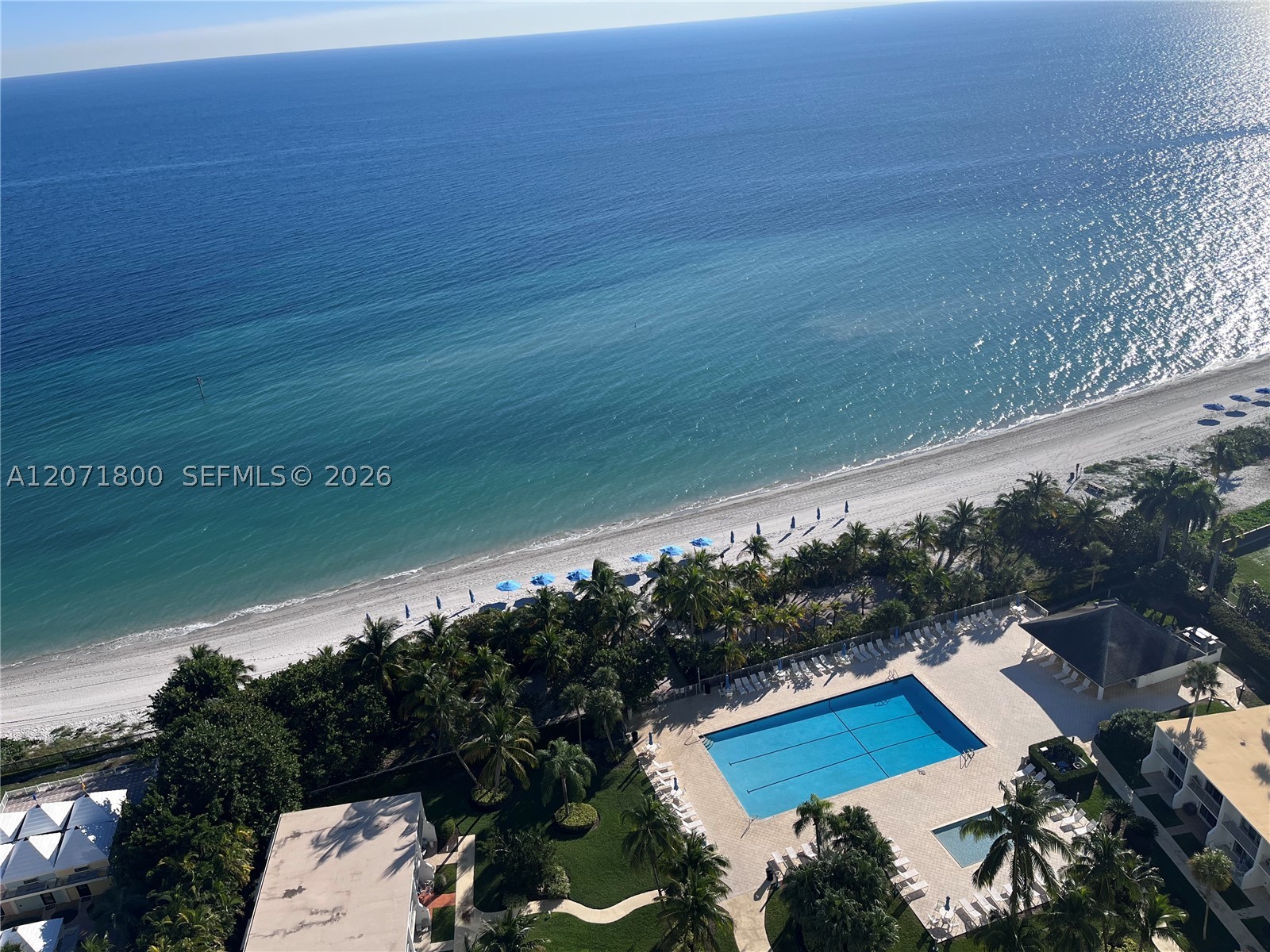 881 Ocean Dr 18B Property Photo 1