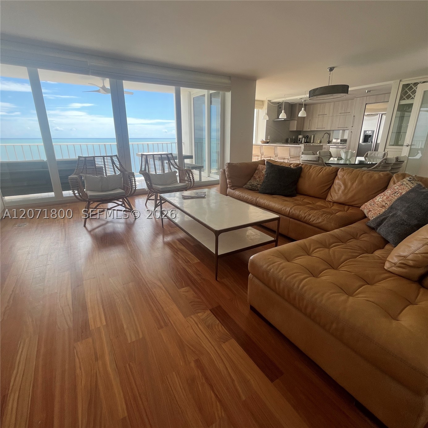 881 Ocean Dr 18b Property Photo 9