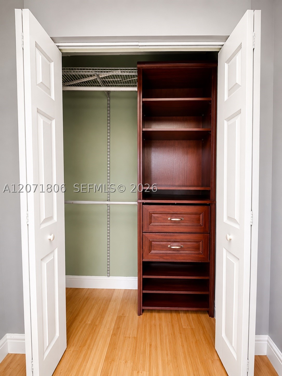 2561 W 60th Pl 102-1 Property Photo 16