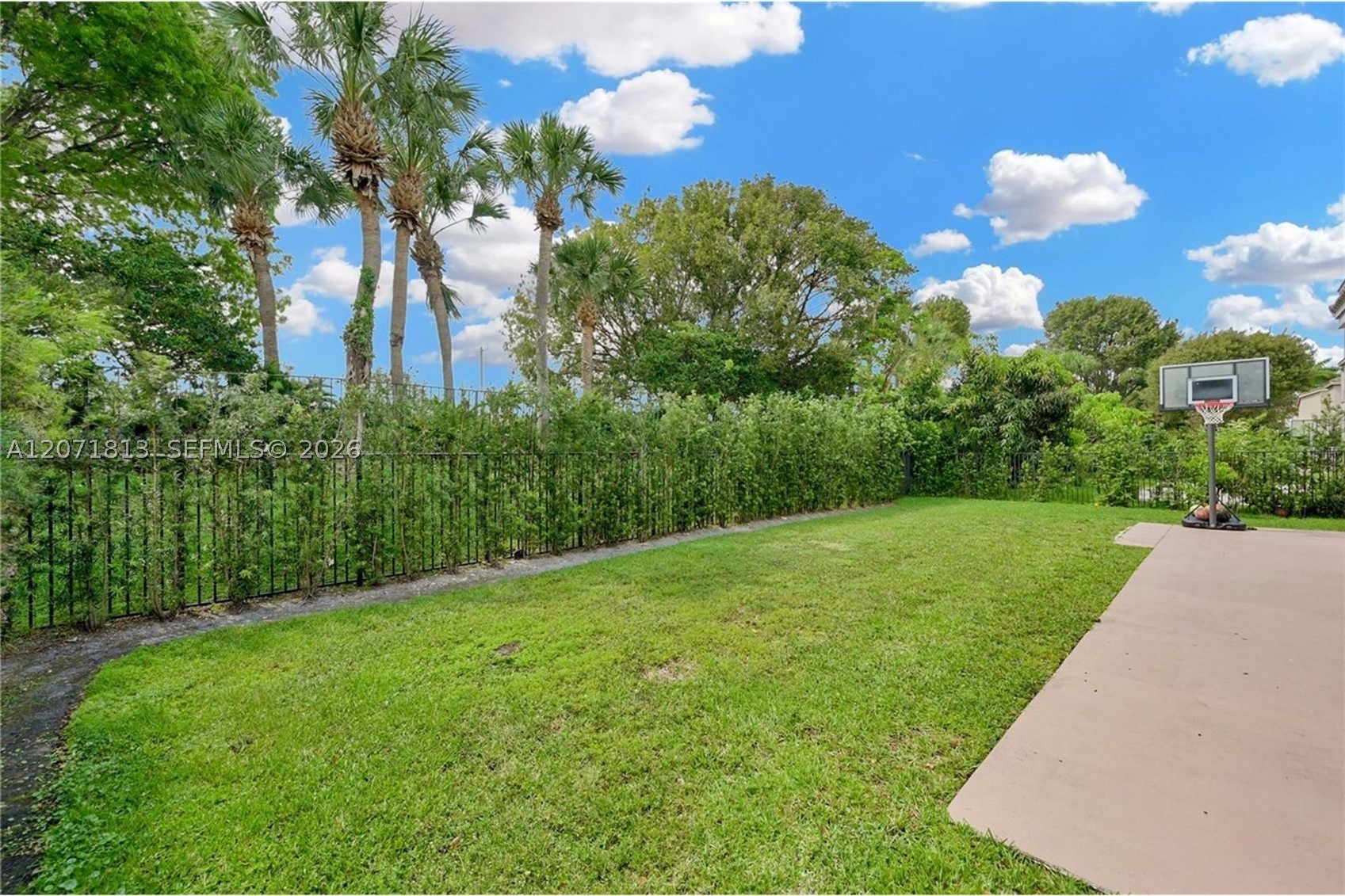 1500 Sw 171st Ter Property Photo 44