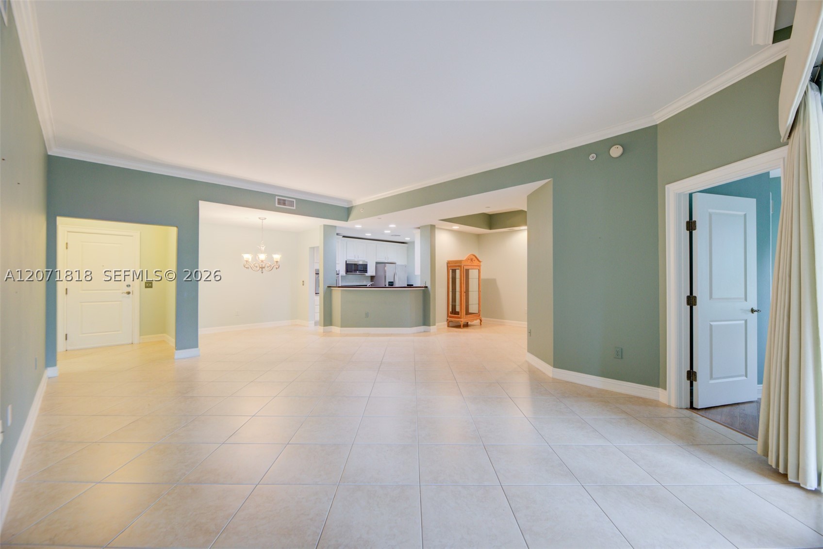 16135 Emerald Estates Dr 165 Property Photo 8