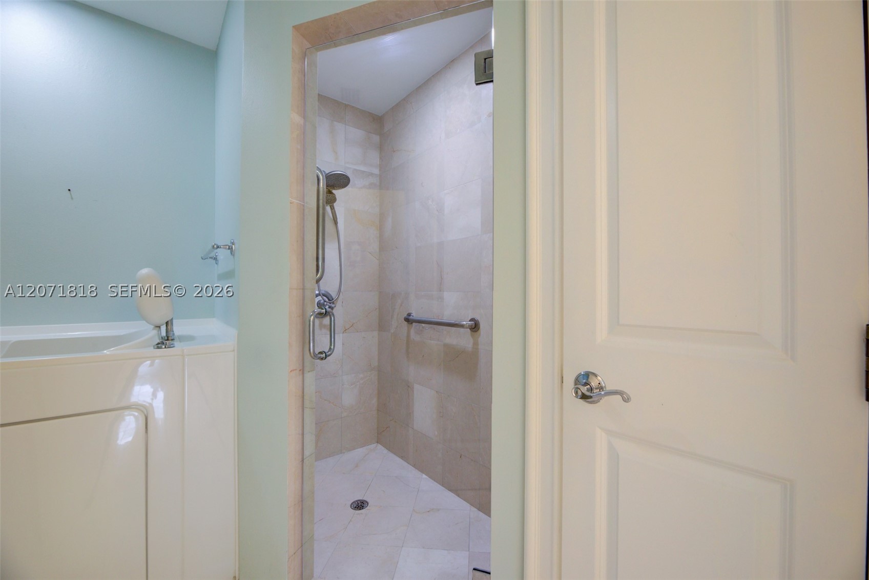 16135 Emerald Estates Dr 165 Property Photo 31