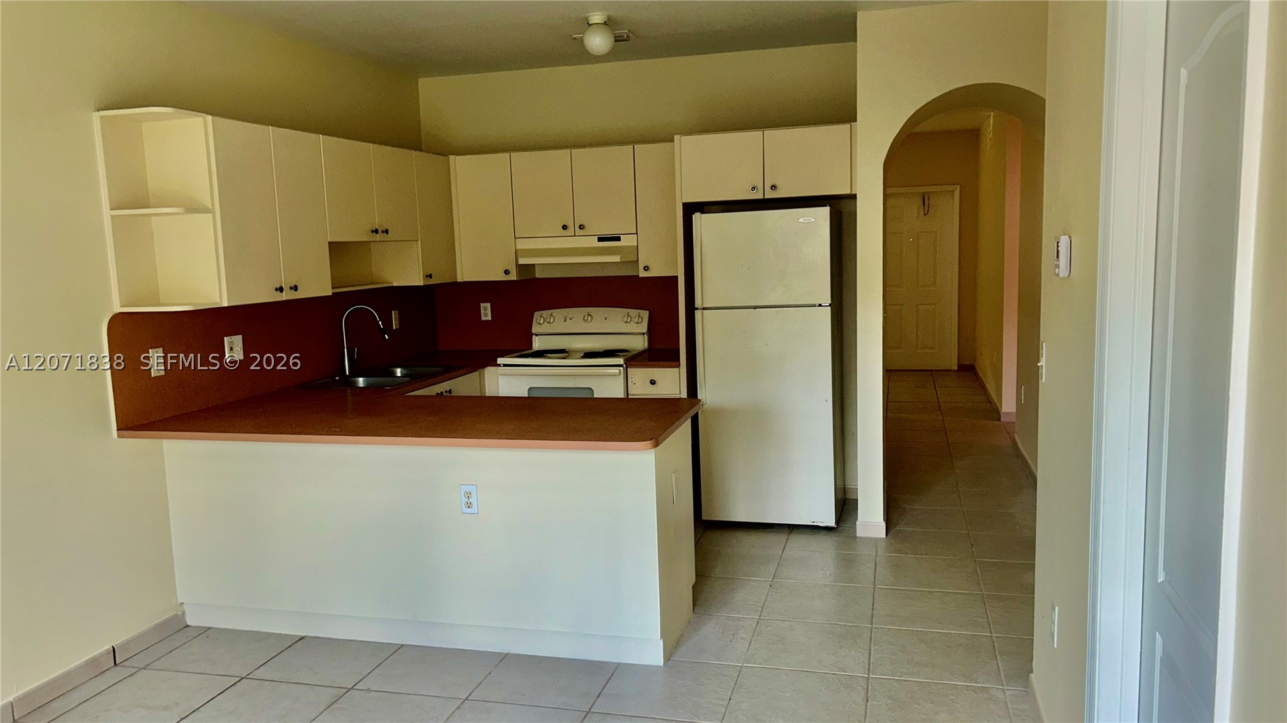 1615 Sw 3rd Ct Property Photo 4