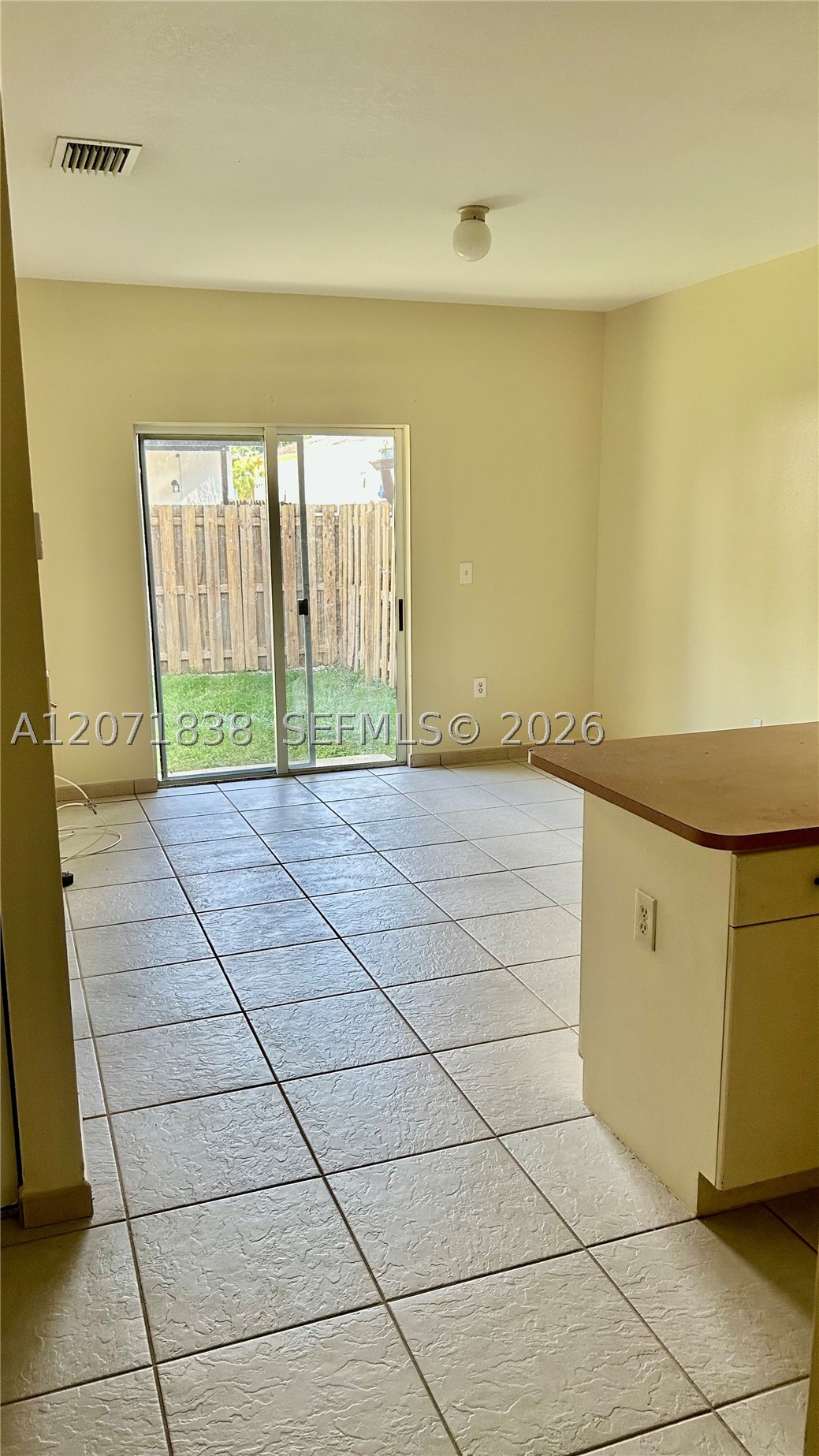 1615 Sw 3rd Ct Property Photo 5