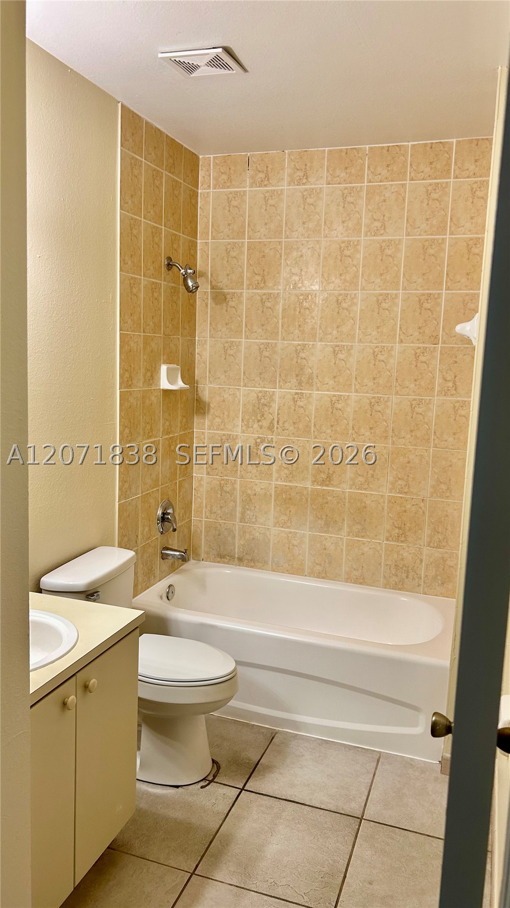 1615 Sw 3rd Ct Property Photo 8