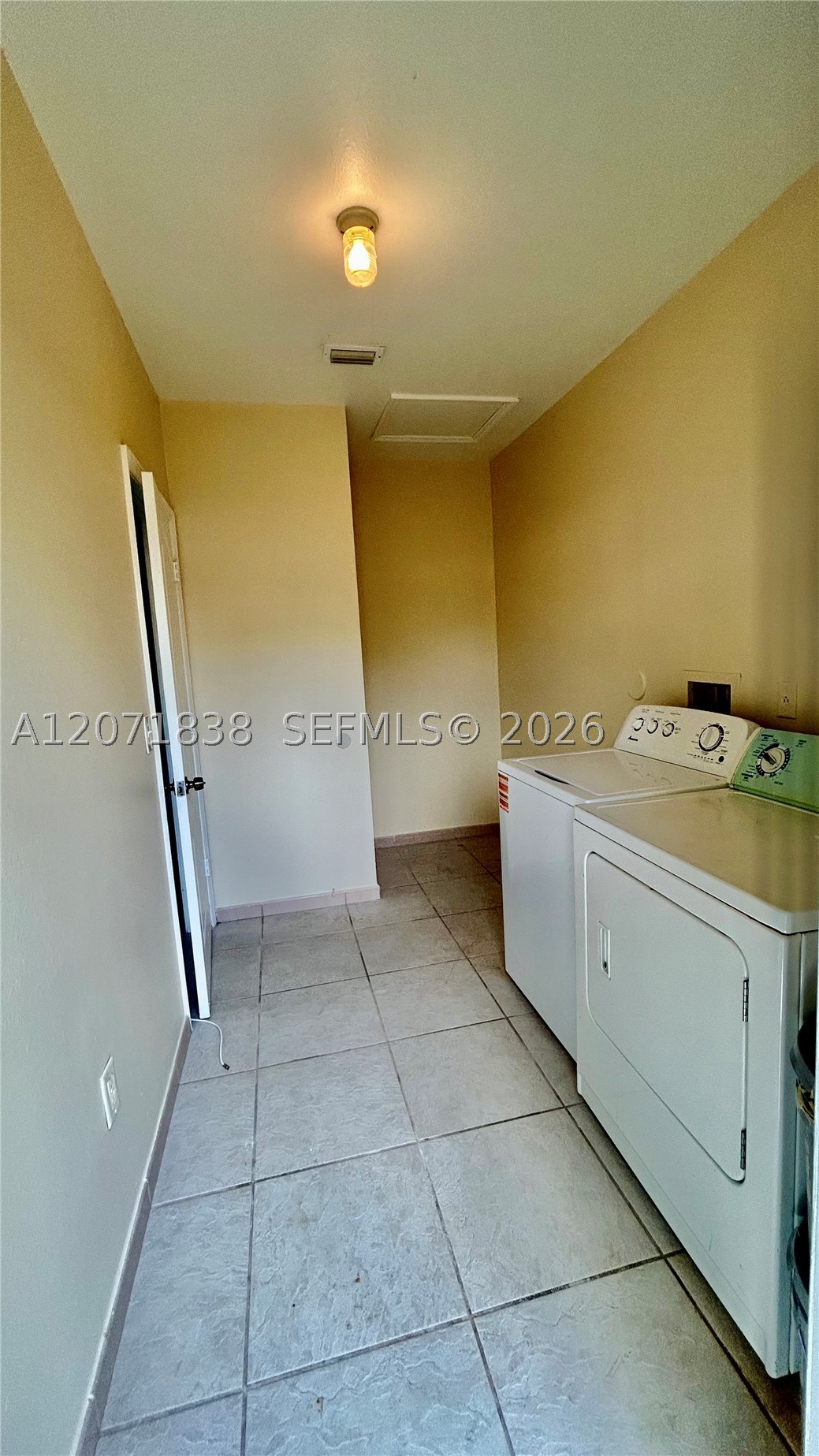 1615 Sw 3rd Ct Property Photo 10