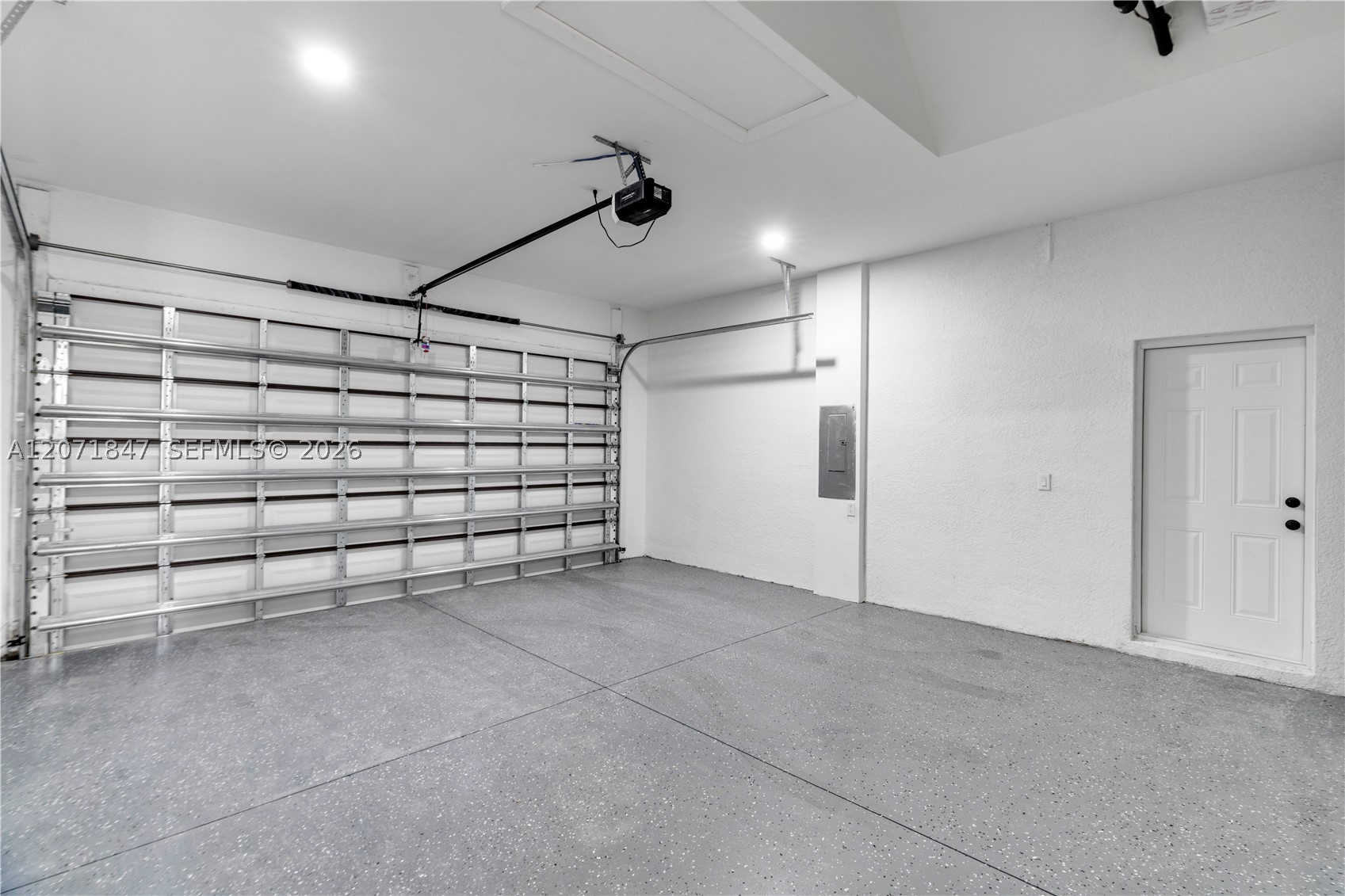 1047 Merry St Property Photo 19