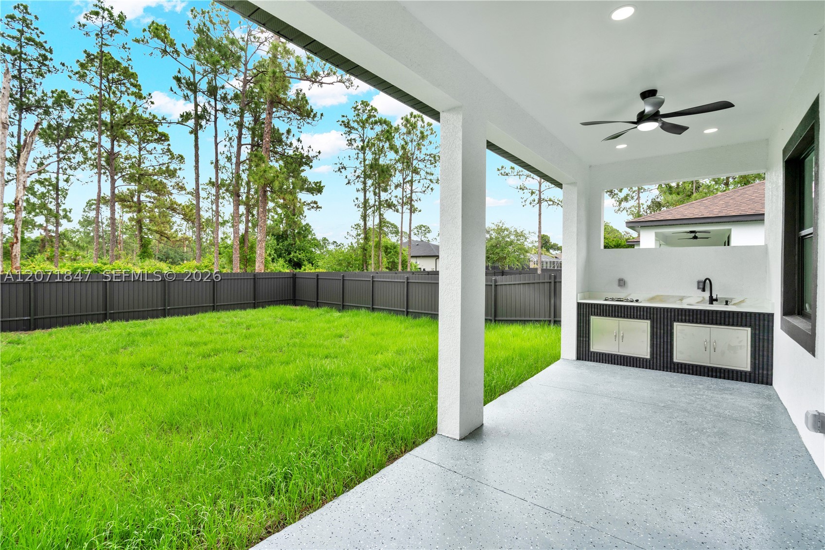 1047 Merry St Property Photo 30