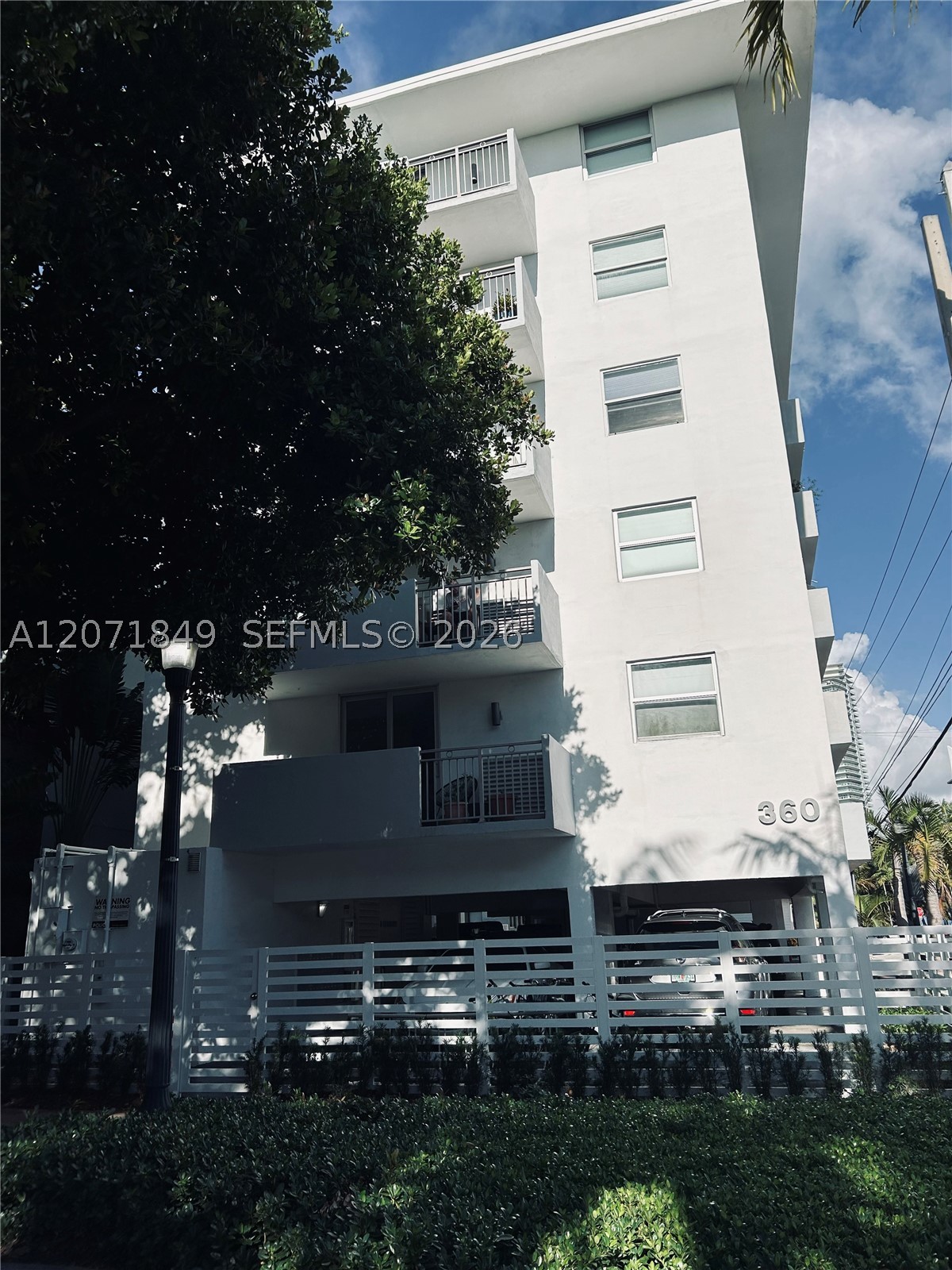360 Meridian Ave 6E Property Photo 1