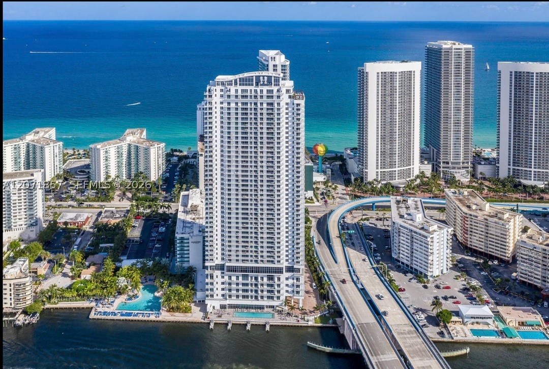 4010 S Ocean Dr R2007 Property Photo 17