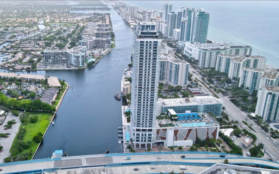 4010 S Ocean Dr R2007 Property Photo 19